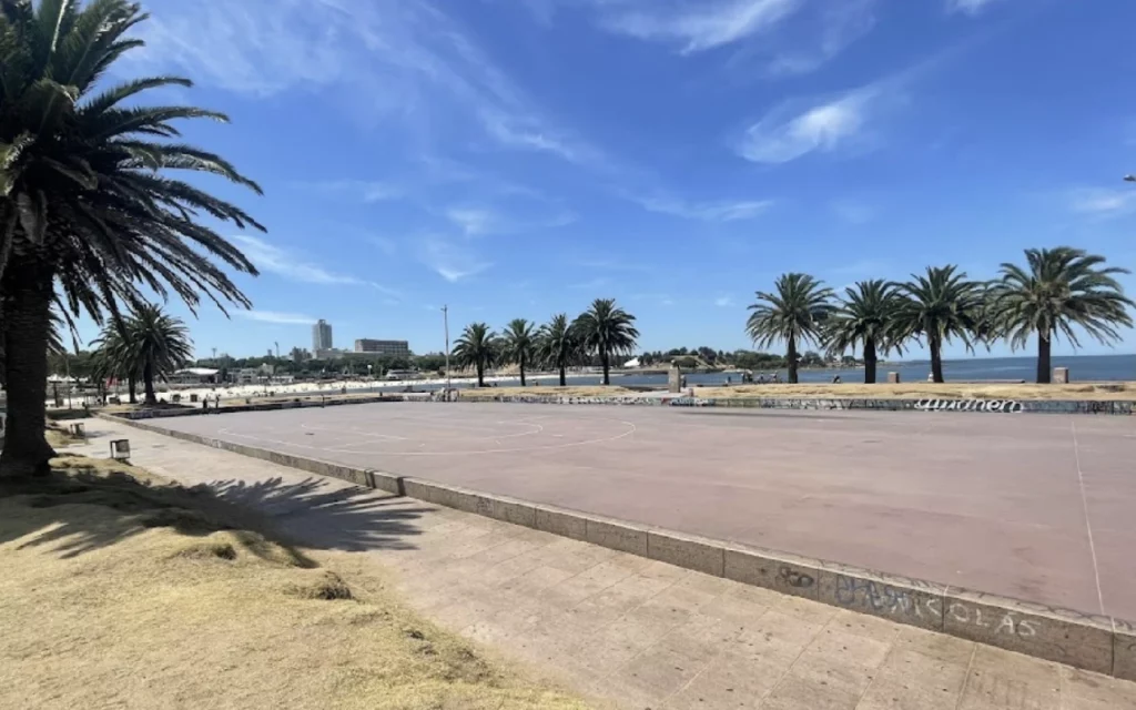 Playa Ramirez'de park yeri