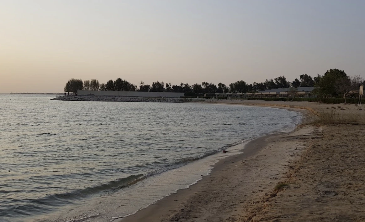 薩達夫海灘